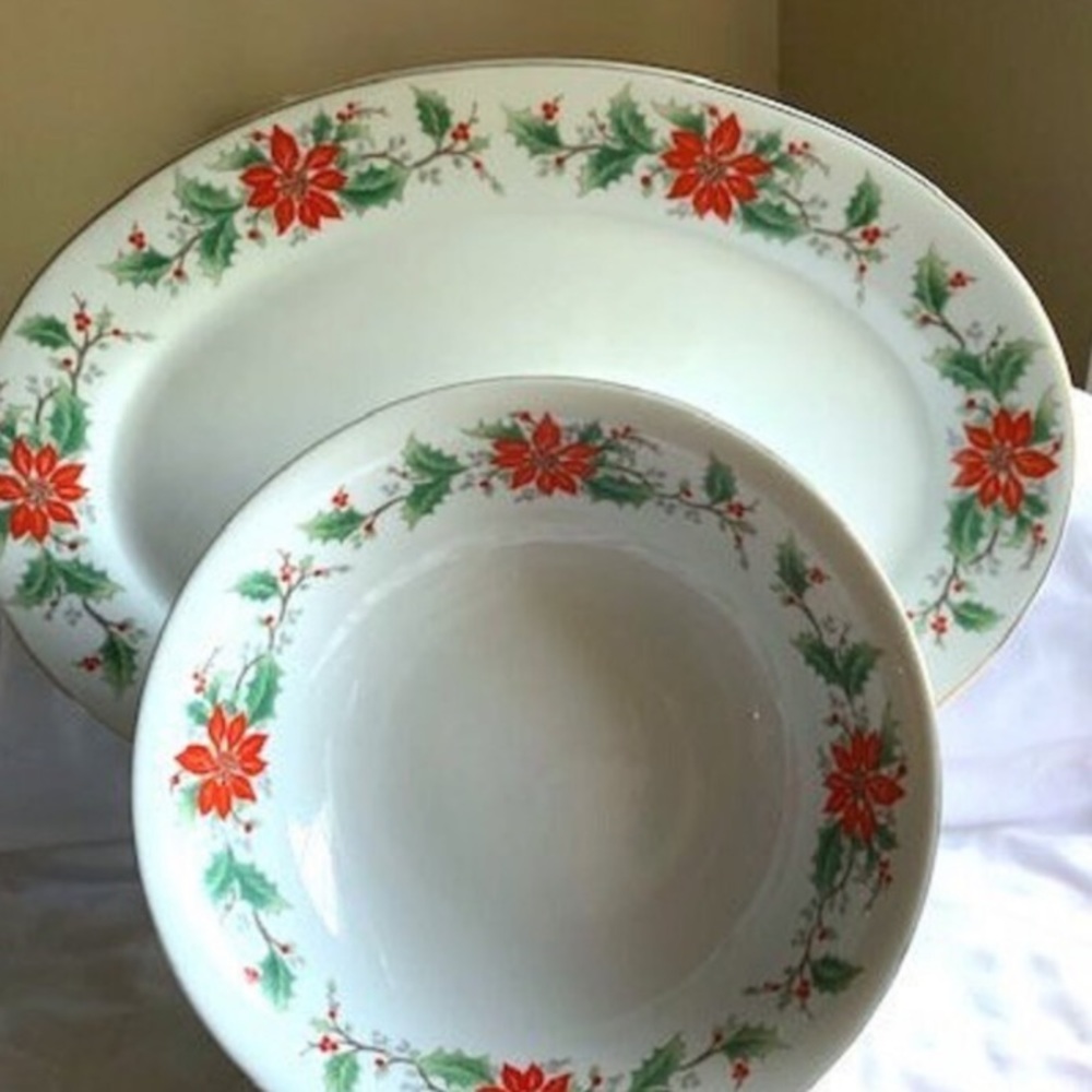 Christmas Platter & Large Vegetable Serving
Bowl Porcelain Poinsettias Vtg TRISA